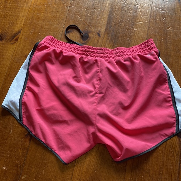 Nike Dri-fit Shorts - Picture 2 of 6